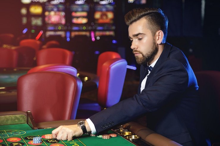 Kontrol dan pengaturan permainan Wolf Gold di starslot777